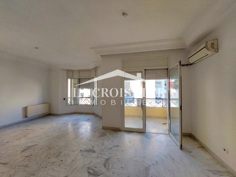 Appartement S+2 à Ain Zaghouan Nord